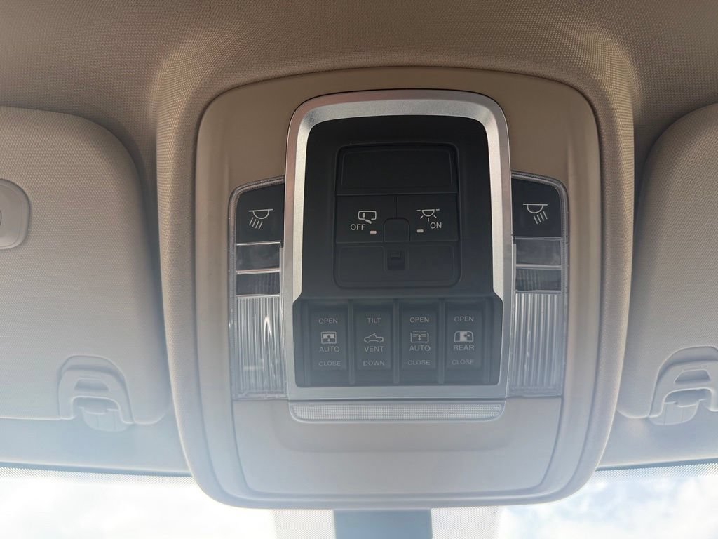Used 2020 RAM 1500 Big Horn AWD/4WD image 30