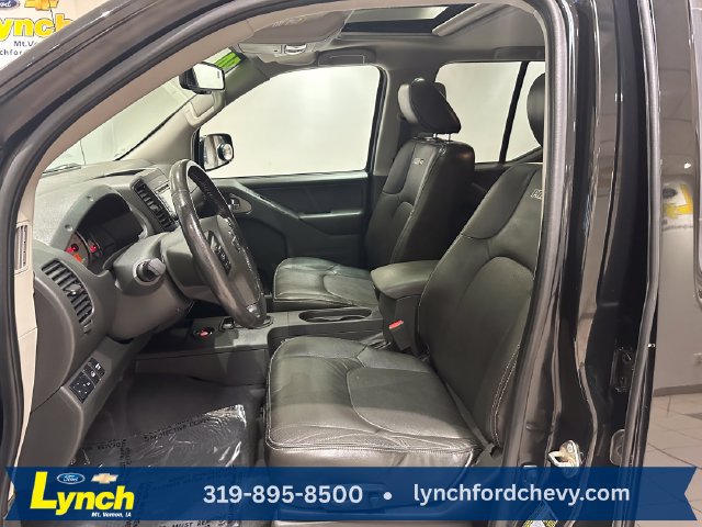 Used 2020 Nissan Frontier PRO-4X w/ Pro-4x Utility Package AWD/4WD image 5