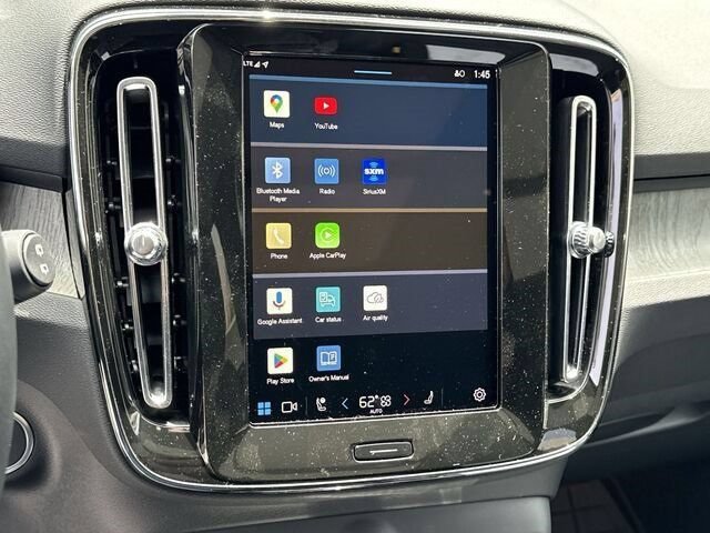 New 2024 Volvo XC40 B5 Plus w/ Climate Package AWD/4WD image 29