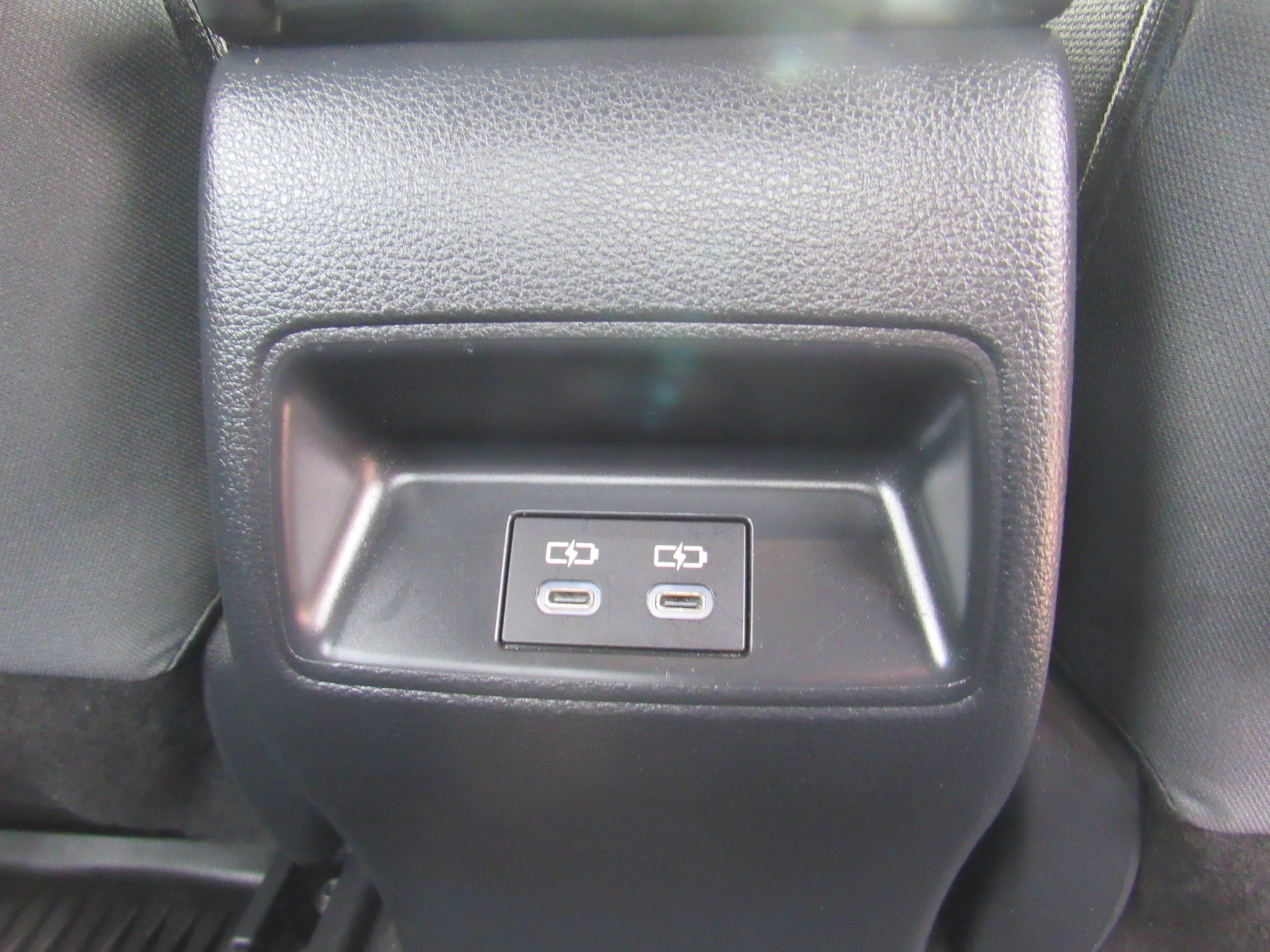 Used 2023 Toyota Corolla SE image 38