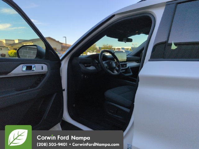 New 2027 Ford Explorer Active AWD/4WD image 9