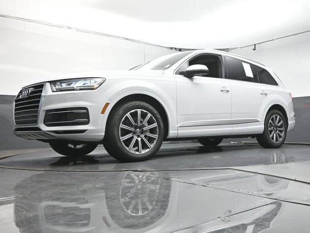 Used 2017 Audi Q7 3.0T Premium Plus w/ Premium Plus Package AWD/4WD image 34