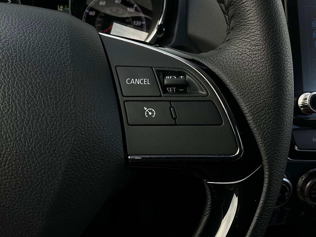 Used 2024 Mitsubishi Outlander Sport SE image 32