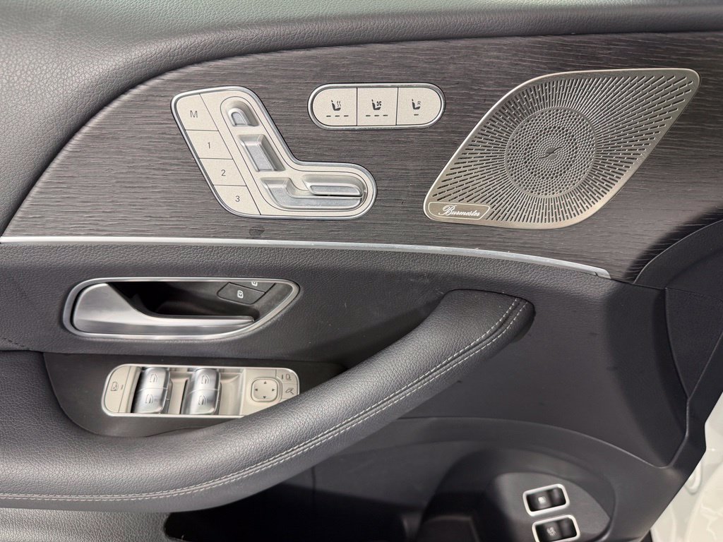 Used 2025 Mercedes-Benz GLE 450e 4MATIC image 17