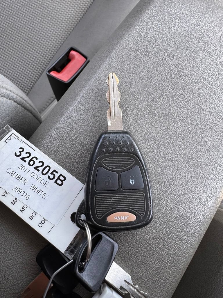 Used 2011 Dodge Caliber Mainstreet FWD image 25
