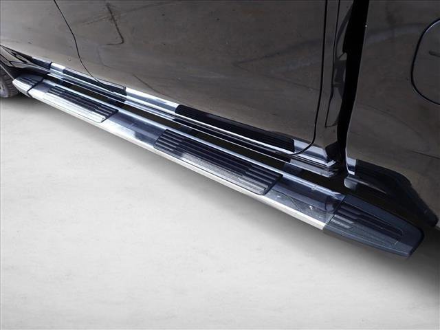 Used 2019 Chevrolet Silverado 1500 High Country w/ Technology Package image 8