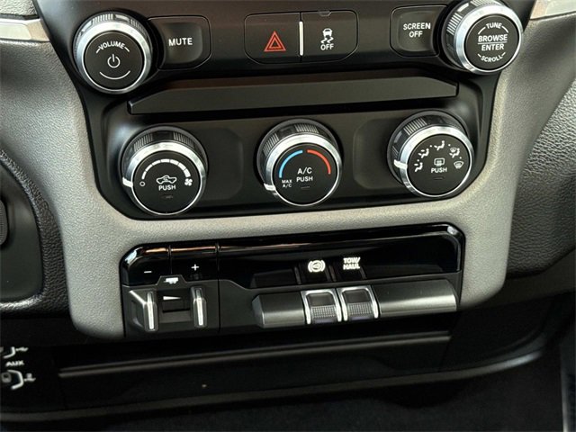 Used 2024 RAM 3500 Big Horn image 15