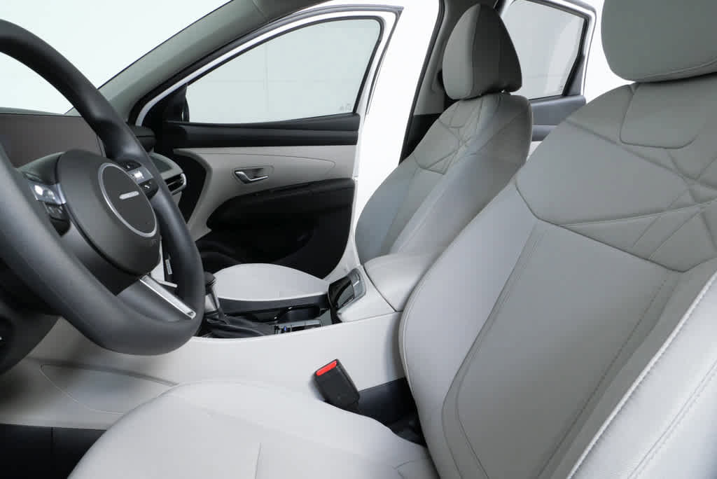 New 2026 Hyundai Tucson SE image 5