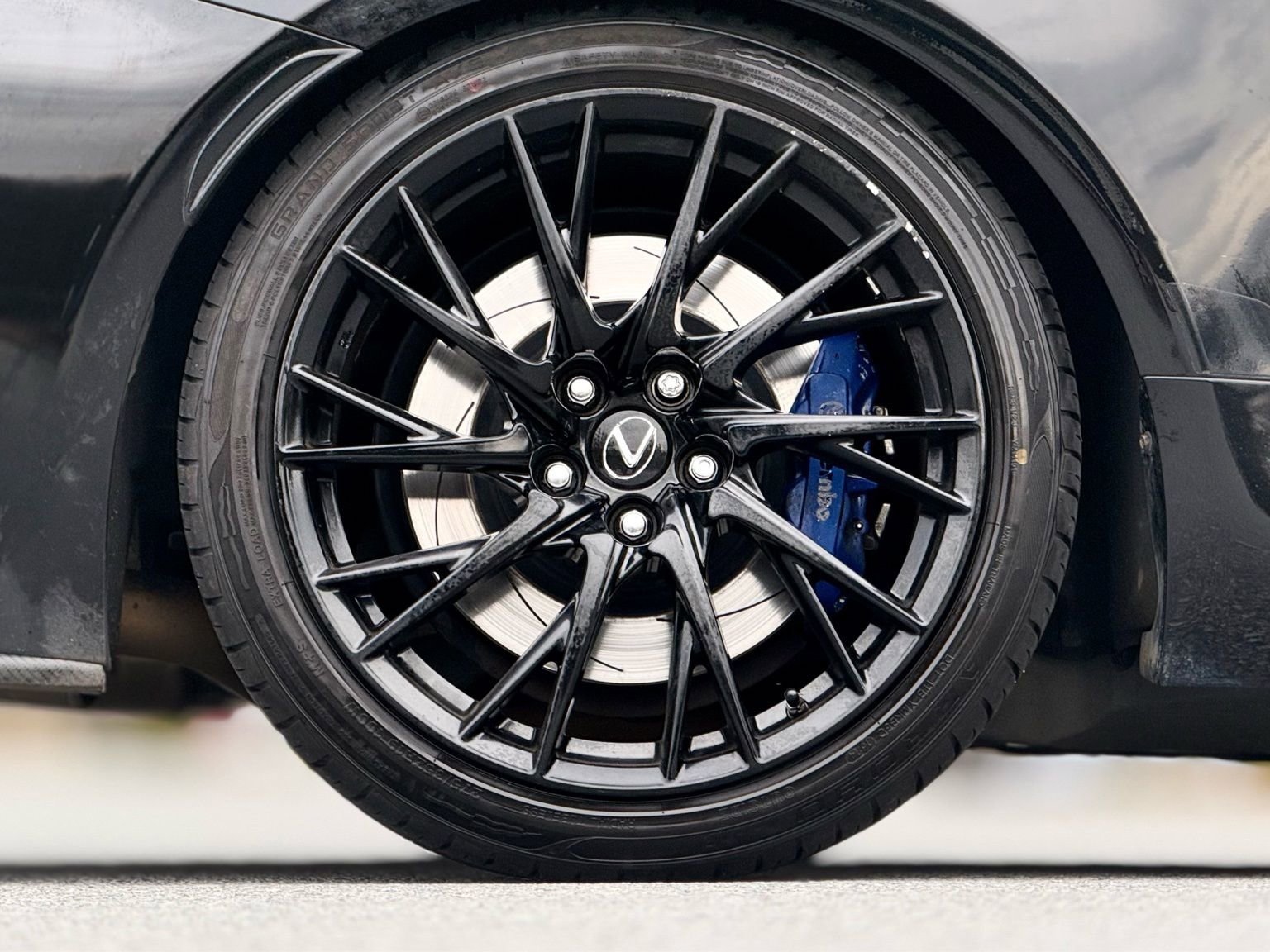 Used 2015 Lexus RC F w/ Premium Package image 19