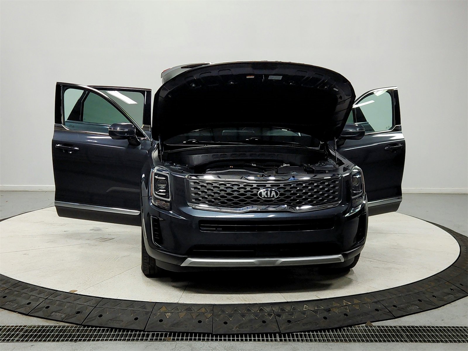 Used 2021 Kia Telluride LX image 10