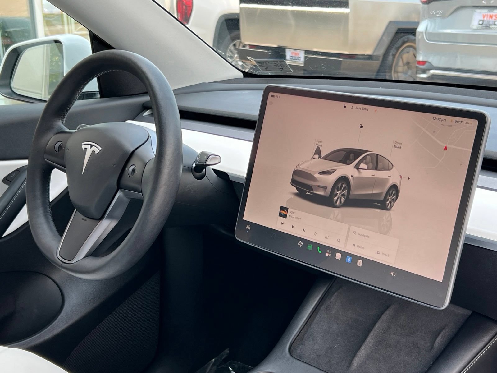 Used 2022 Tesla Model Y Long Range AWD/4WD image 14