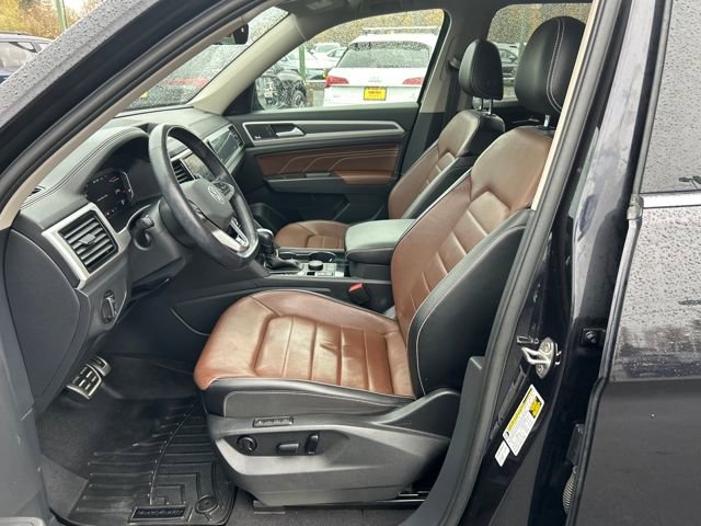 Used 2022 Volkswagen Atlas SEL Premium image 18