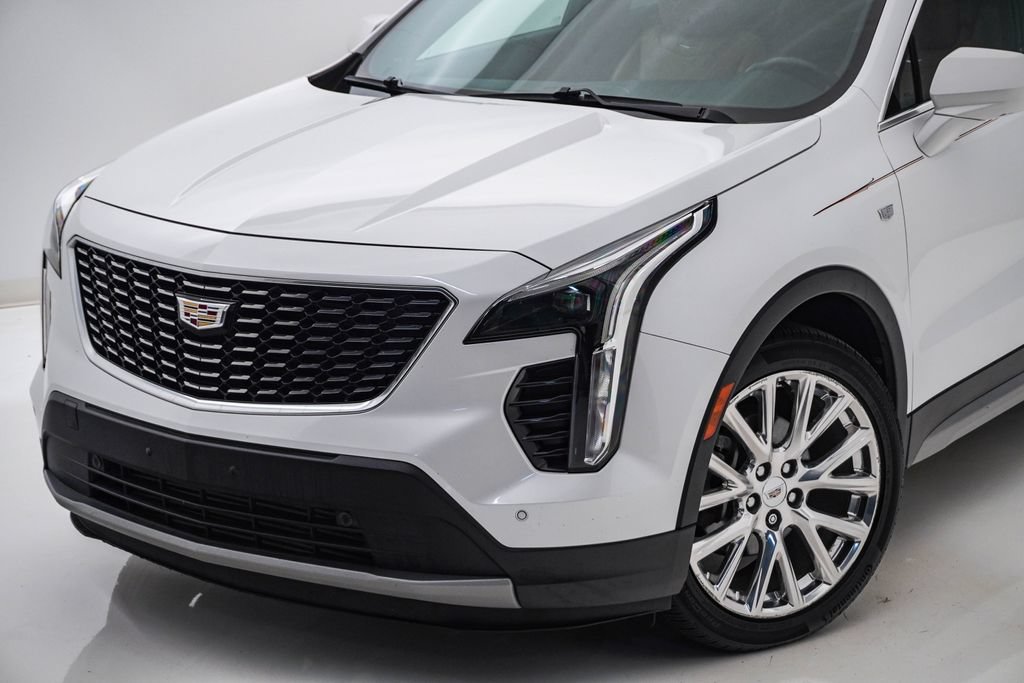 Used 2019 Cadillac XT4 Premium Luxury AWD/4WD image 4