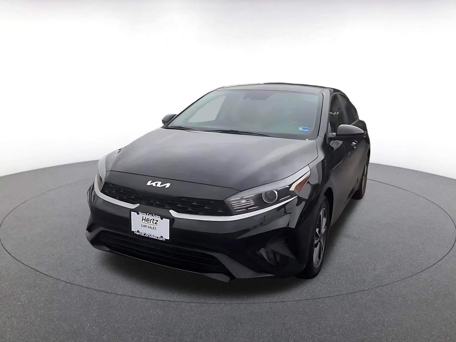 Used 2024 Kia Forte LXS image 7