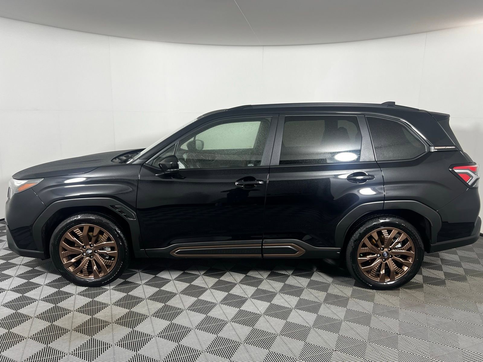 Used 2025 Subaru Forester Sport w/ Popular Package #2 image 8