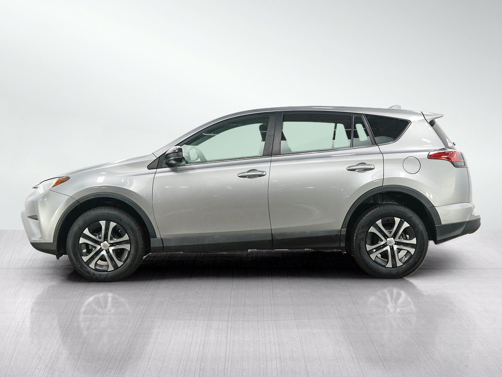 Used 2018 Toyota RAV4 LE w/ All Weather Liner Package AWD/4WD image 2