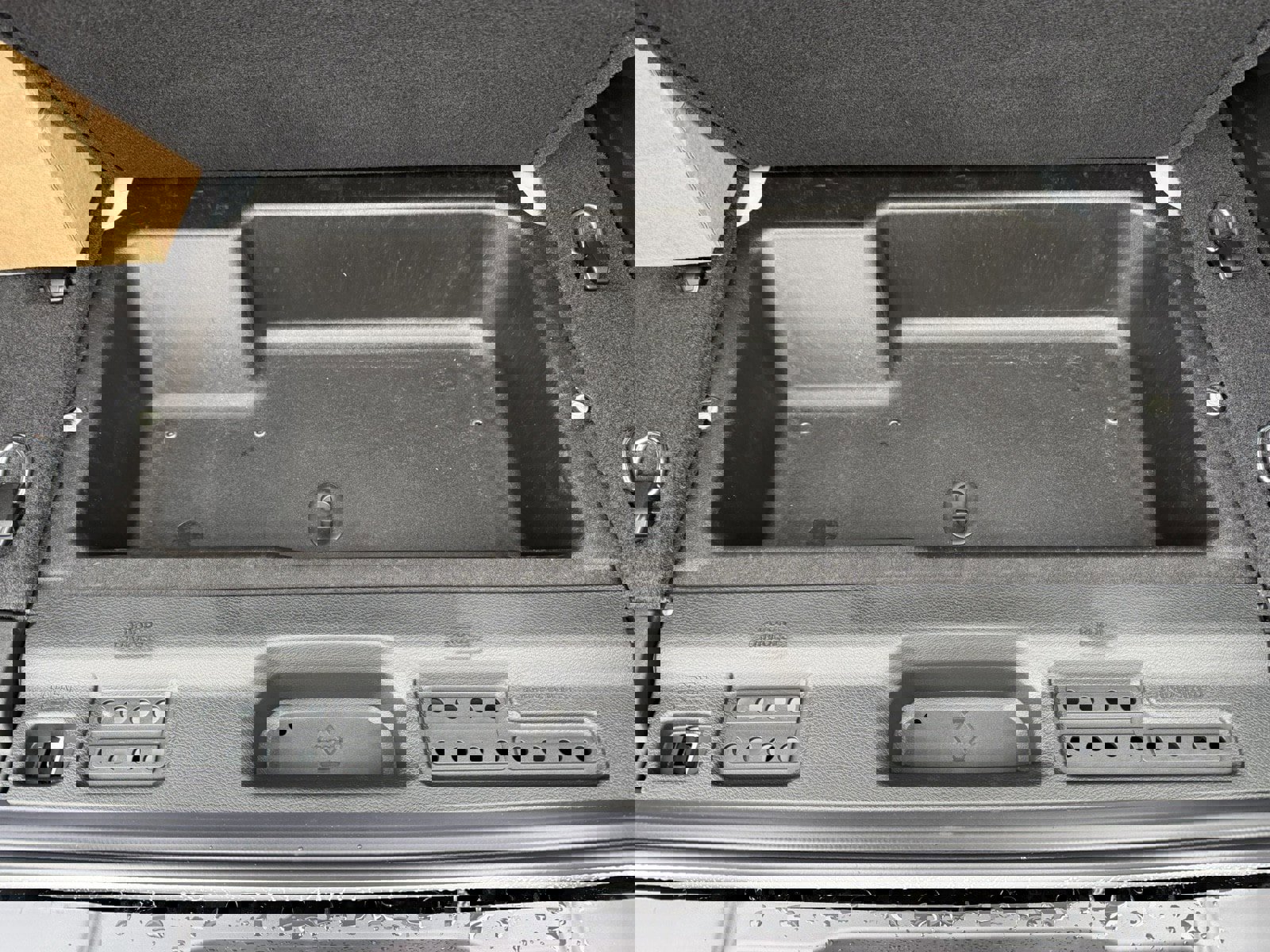 New 2026 Jeep Wrangler Unlimited Sahara image 13