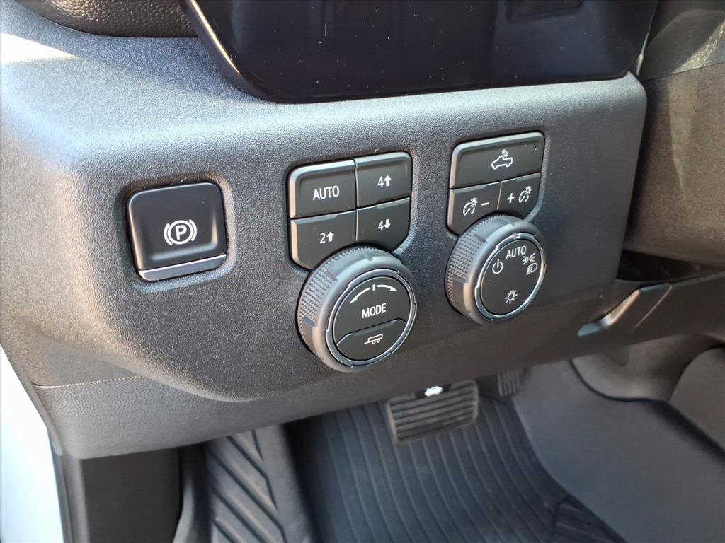 New 2026 Chevrolet Silverado 1500 LT AWD/4WD image 13