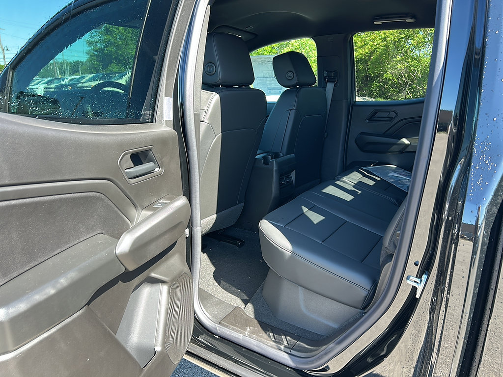 New 2026 Chevrolet Colorado W/T w/ WT Custom Package AWD/4WD image 7