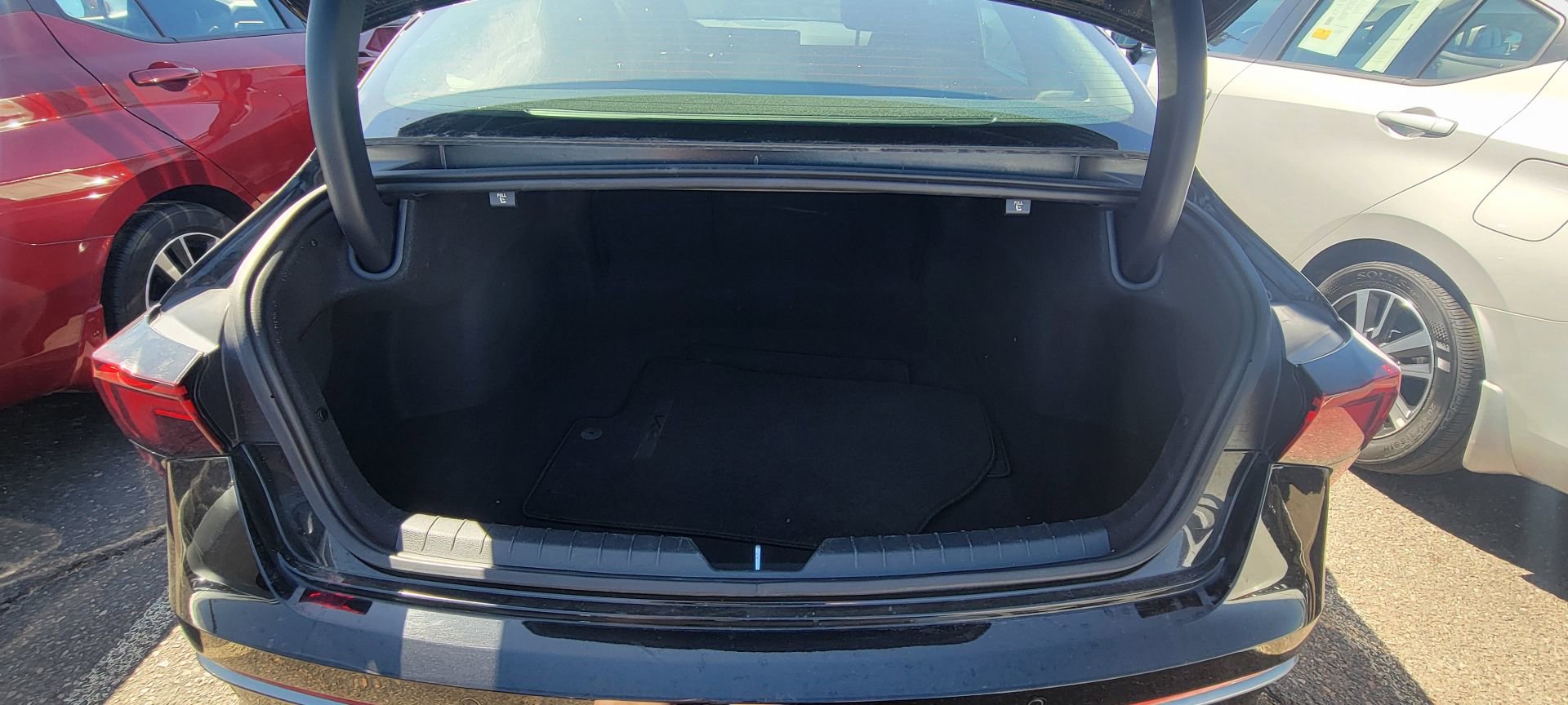 Used 2025 Kia K5 LXS image 7
