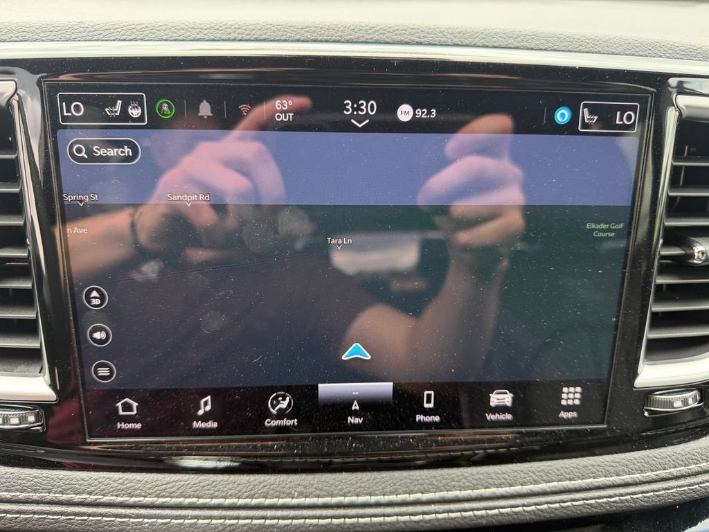 Used 2025 Chrysler Pacifica Limited FWD image 29