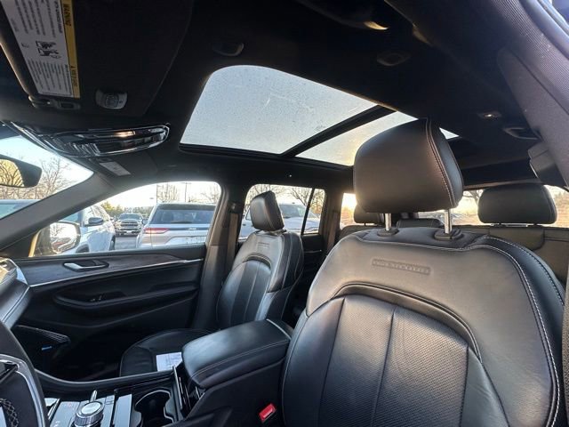 Used 2022 Jeep Grand Cherokee Overland image 25