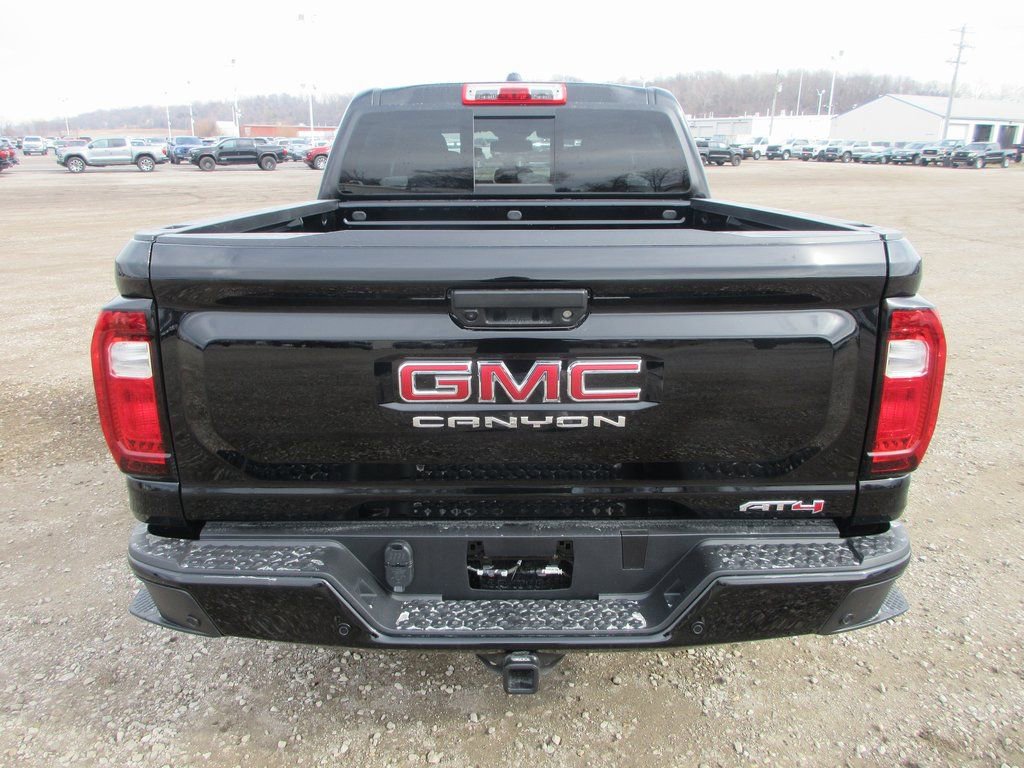 New 2026 GMC Canyon AT4 AWD/4WD image 6