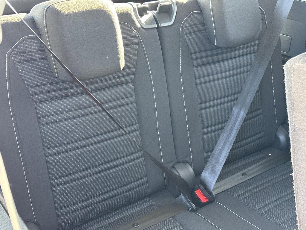 Used 2023 Volkswagen Tiguan S image 15