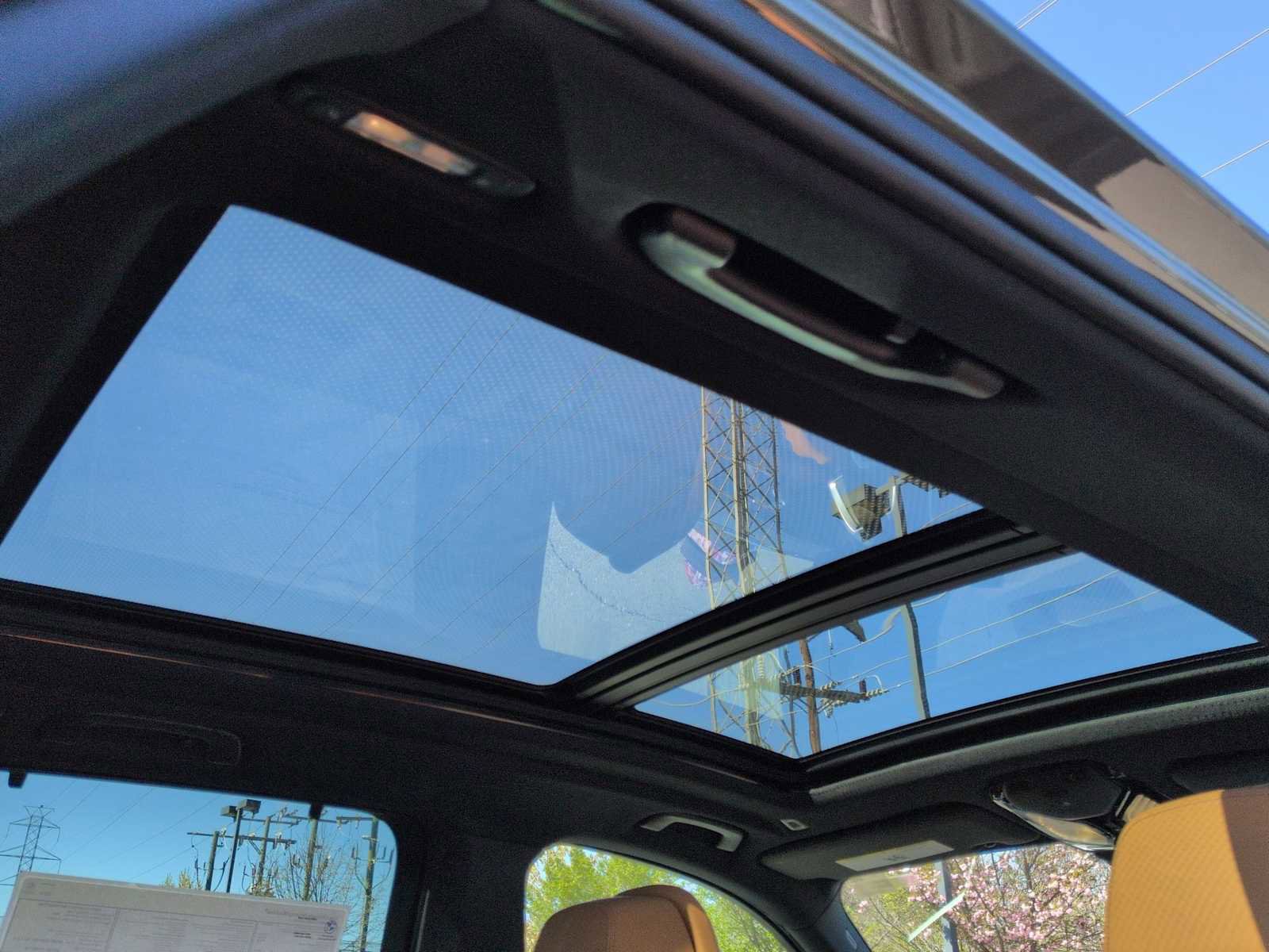 New 2026 BMW X5 M60i w/ Executive Package image 23