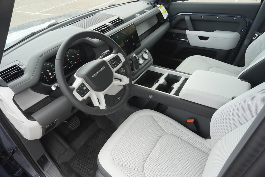 New 2025 Land Rover Defender 110 S image 18