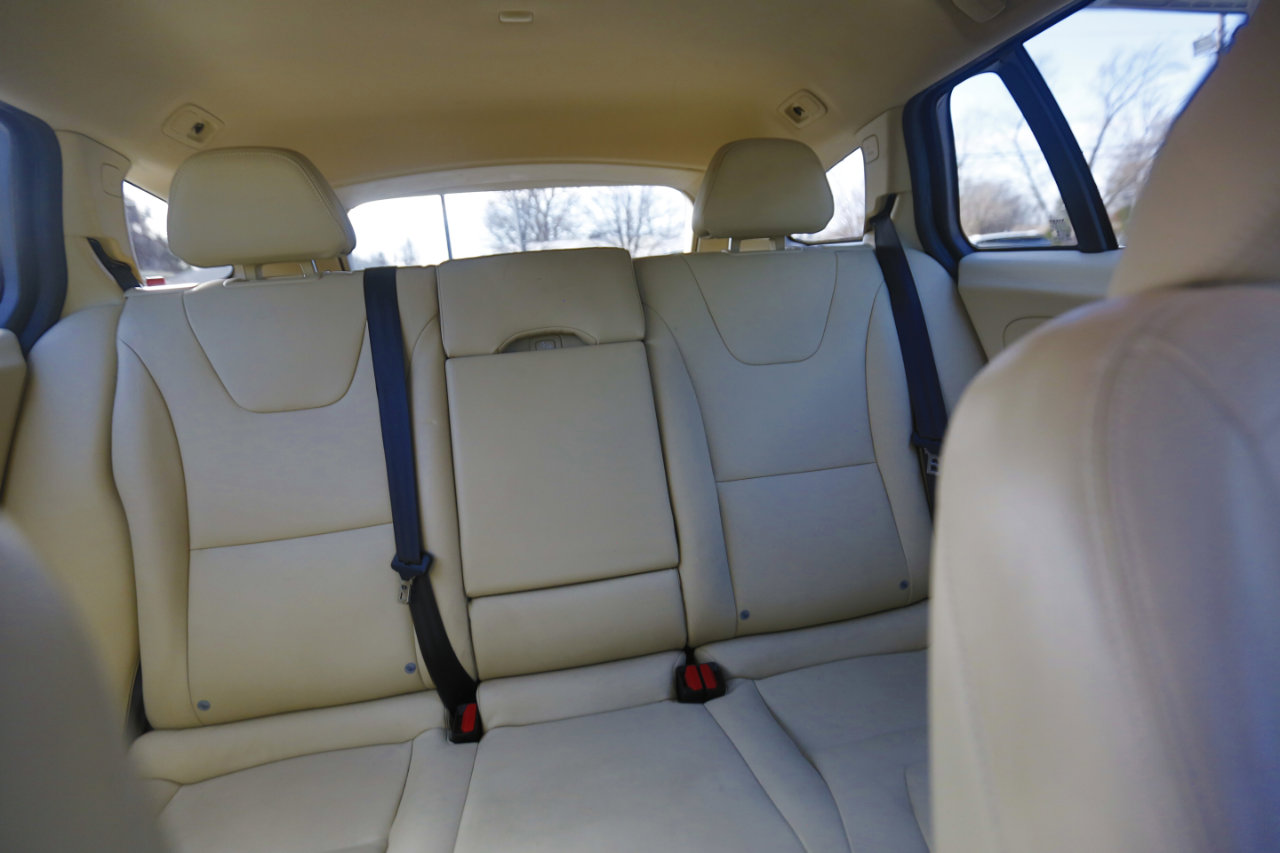 Used 2015 Volvo V60 T5 Premier Plus image 14