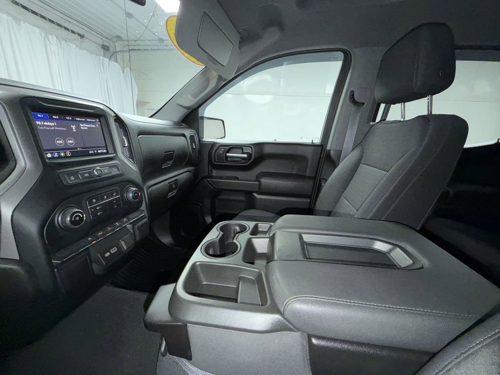 Used 2022 Chevrolet Silverado 1500 Custom image 5
