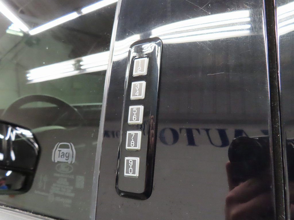 Used 2024 Ford F250 XLT w/ XLT Premium Package image 61