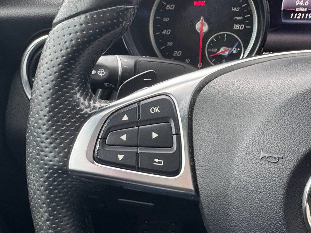 Used 2018 Mercedes-Benz SLC 300 image 16