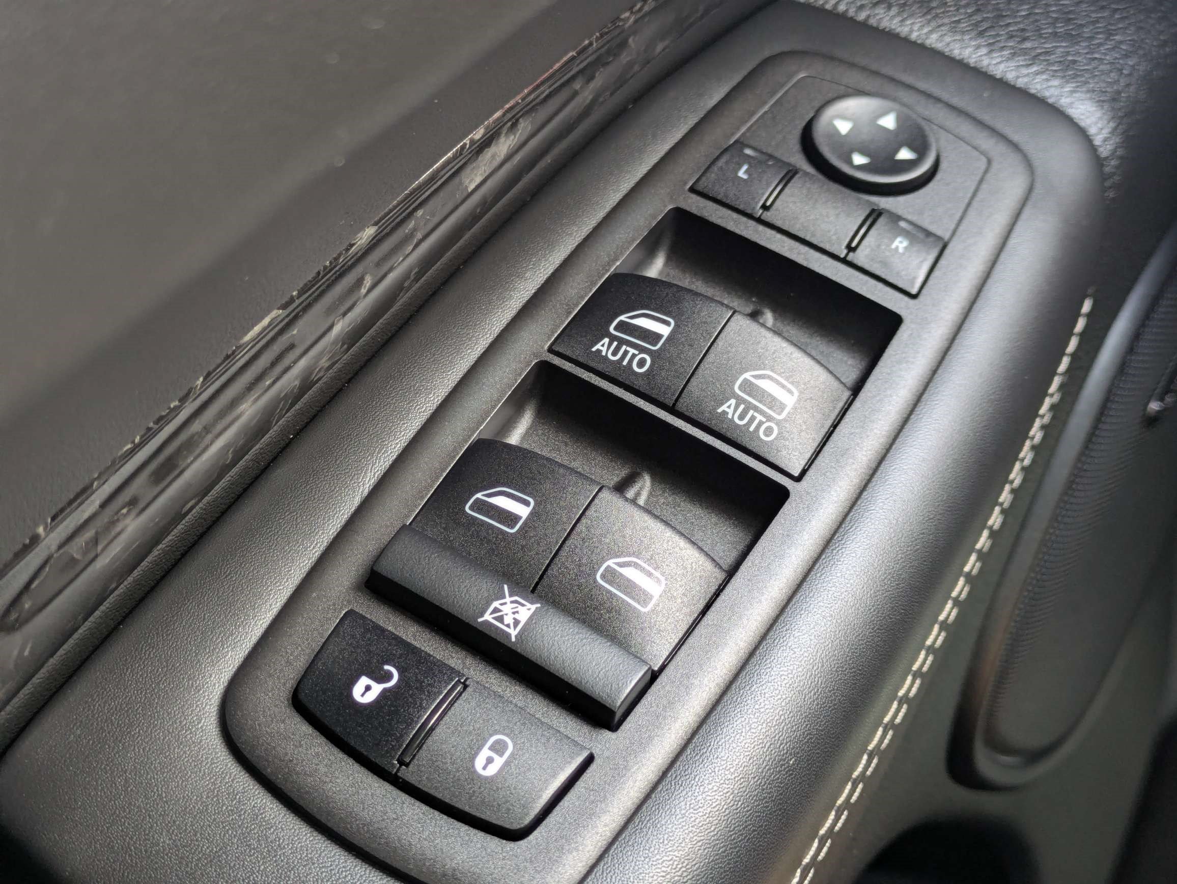 Used 2024 Dodge Durango SRT AWD/4WD image 23