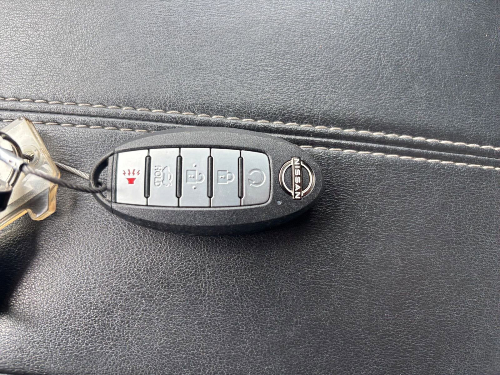 Used 2025 Nissan Altima 2.5 SV FWD image 24