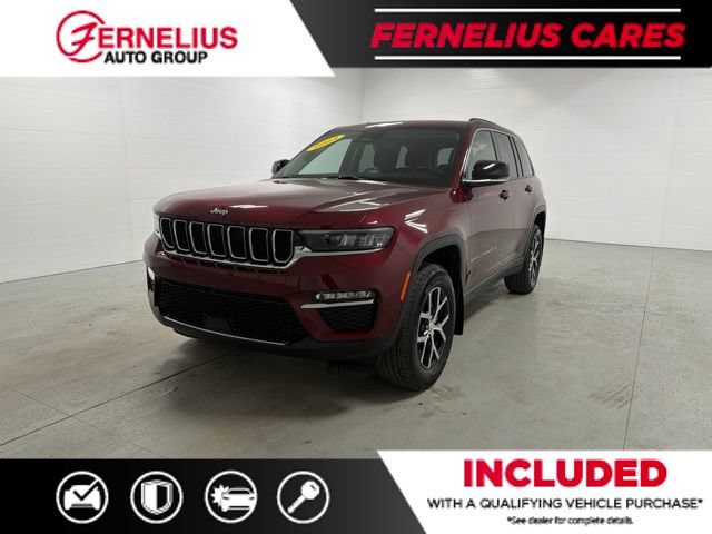 Used 2023 Jeep Grand Cherokee Limited AWD/4WD image 3
