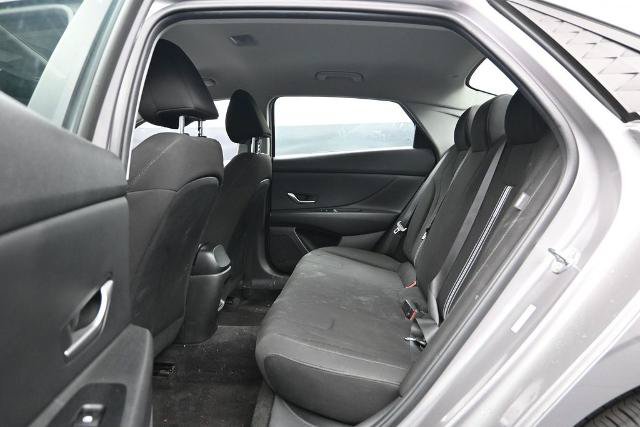 Used 2024 Hyundai Elantra SEL FWD image 16