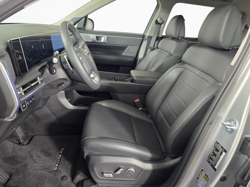 Used 2026 Hyundai Santa Fe Limited AWD/4WD image 11
