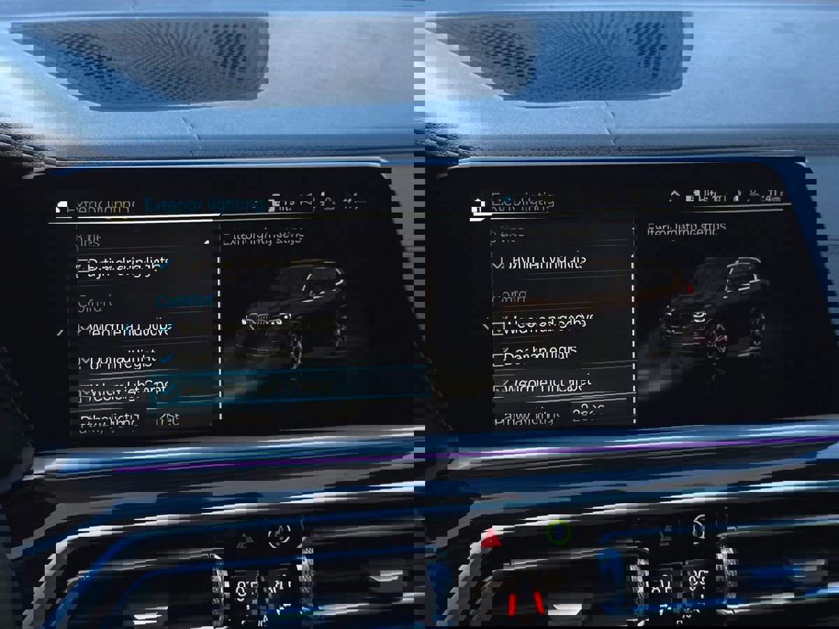 Used 2023 BMW X5 xDrive45e w/ Executive Package image 38