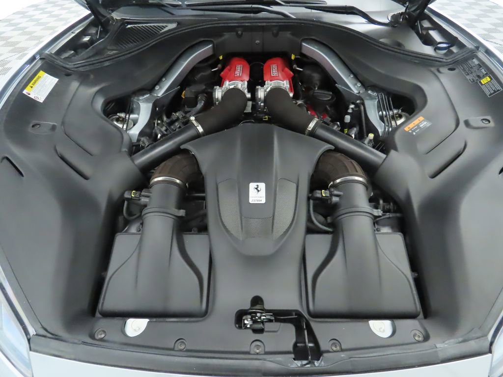 Used 2019 Ferrari Portofino image 36