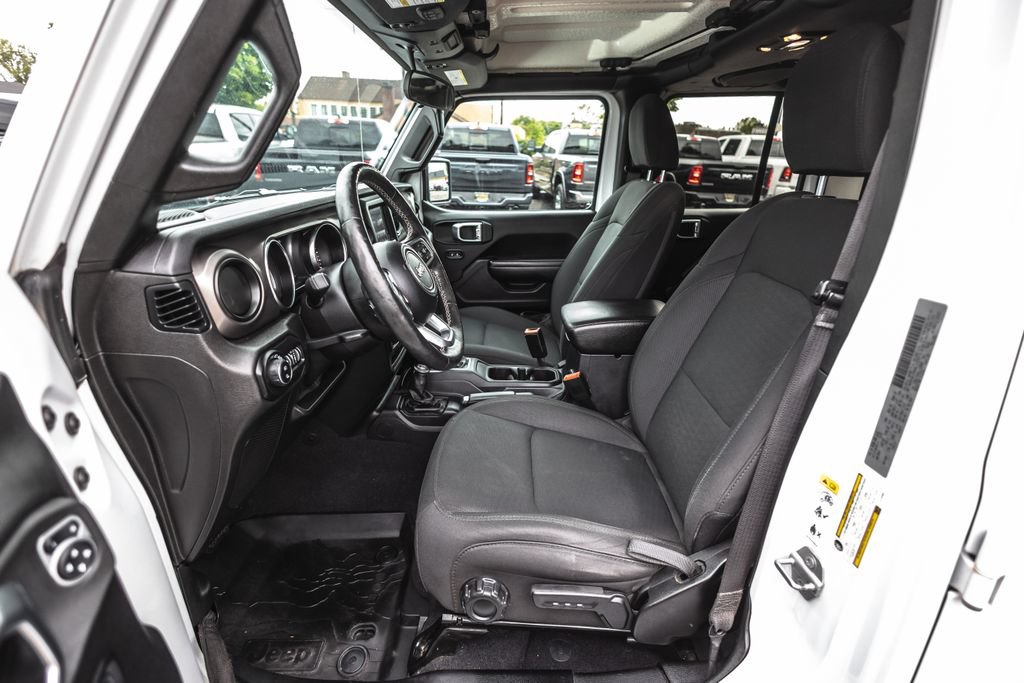 Used 2020 Jeep Gladiator Sport w/ Quick Order Package 24S AWD/4WD image 20