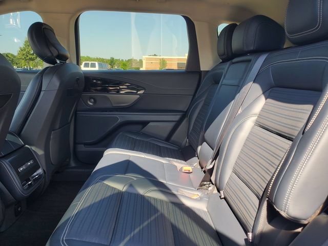 Certified 2024 Lincoln Nautilus Reserve w/ Equipment Group 202A AWD/4WD image 31