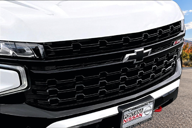 Used 2024 Chevrolet Tahoe Z71 w/ Z71 Off-Road Package AWD/4WD image 31
