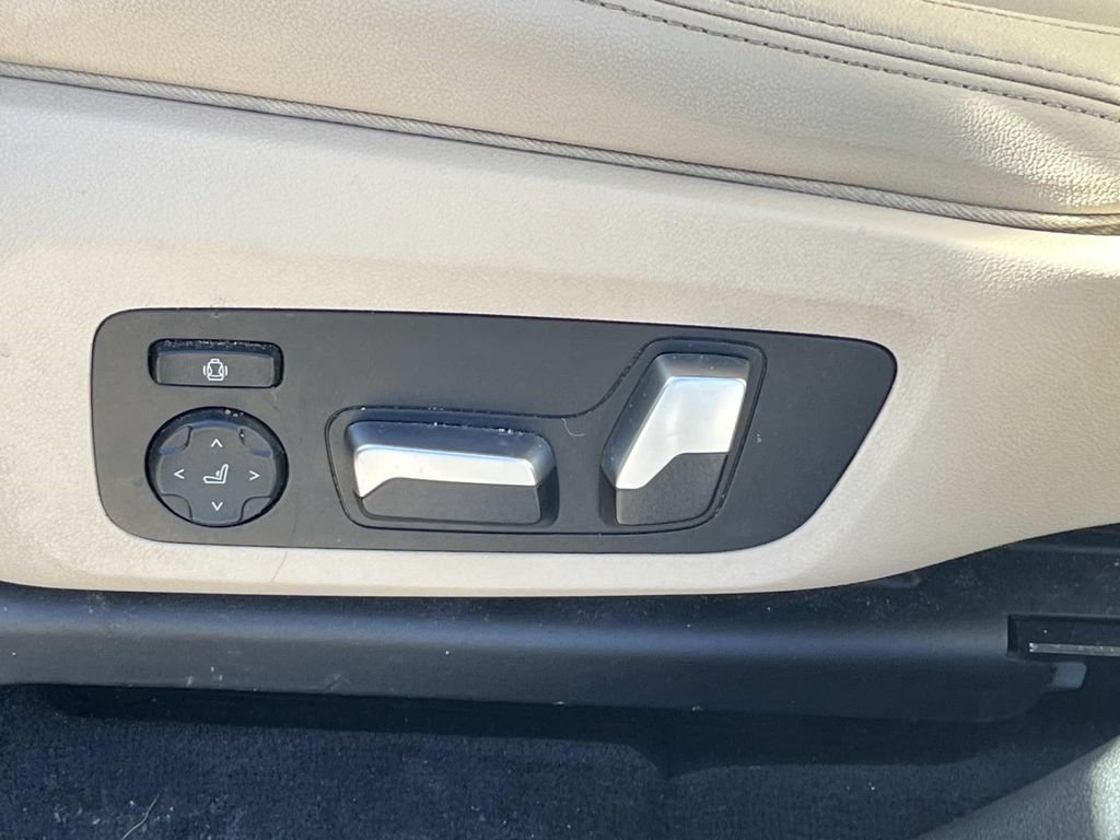 Used 2020 BMW X3 sDrive30i w/ Premium Package image 26