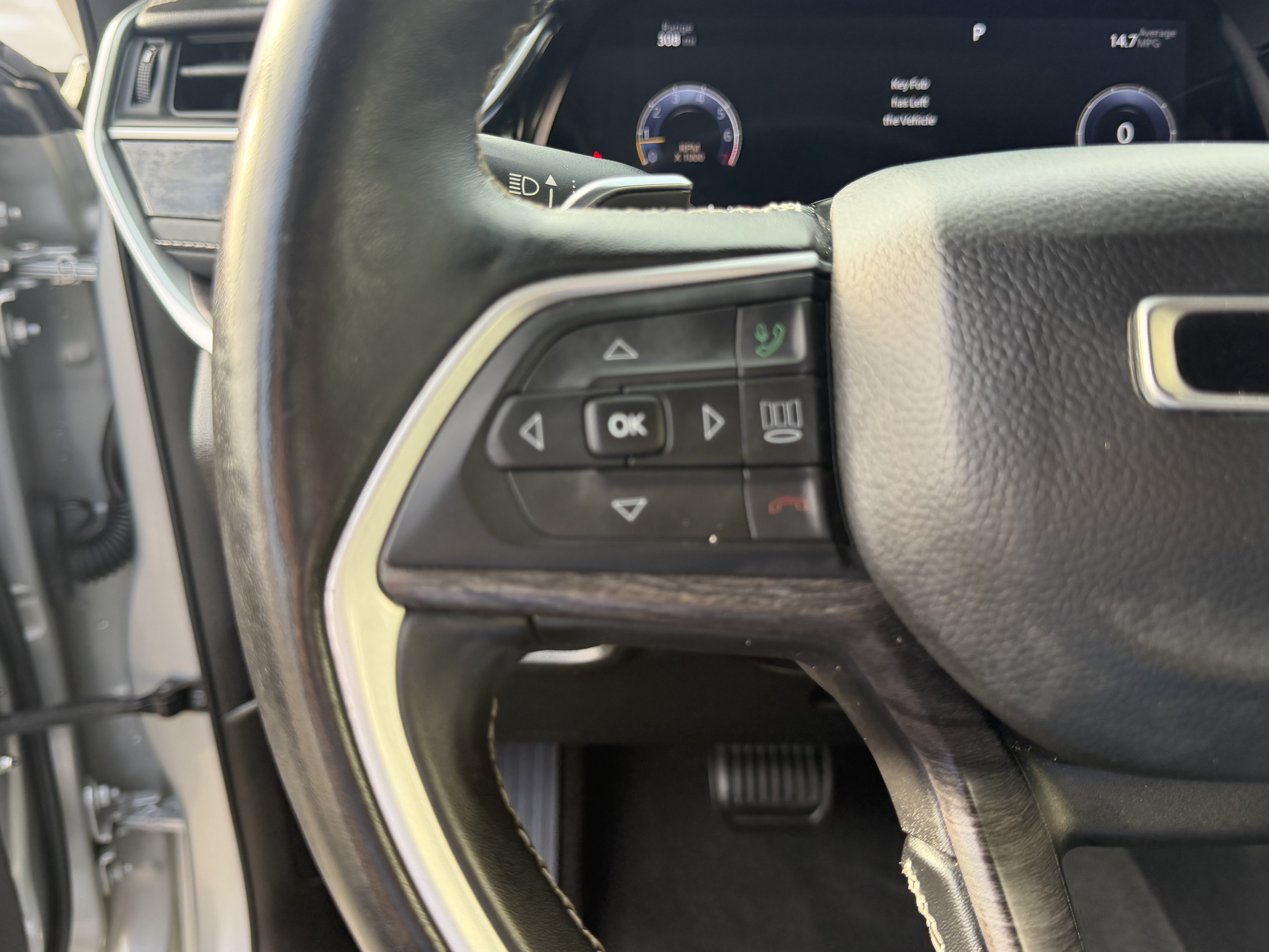 Used 2022 Jeep Grand Cherokee Limited RWD image 30