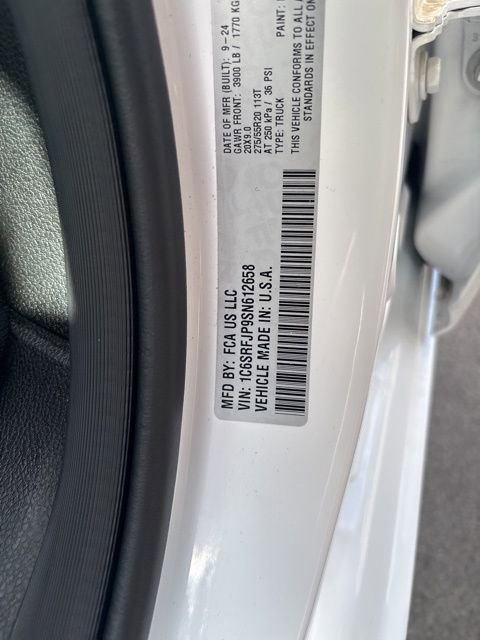 Used 2025 RAM 1500 Laramie image 39