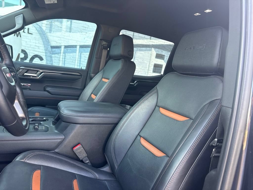 Used 2023 GMC Sierra 1500 AT4 w/ AT4 Premium Package AWD/4WD image 11