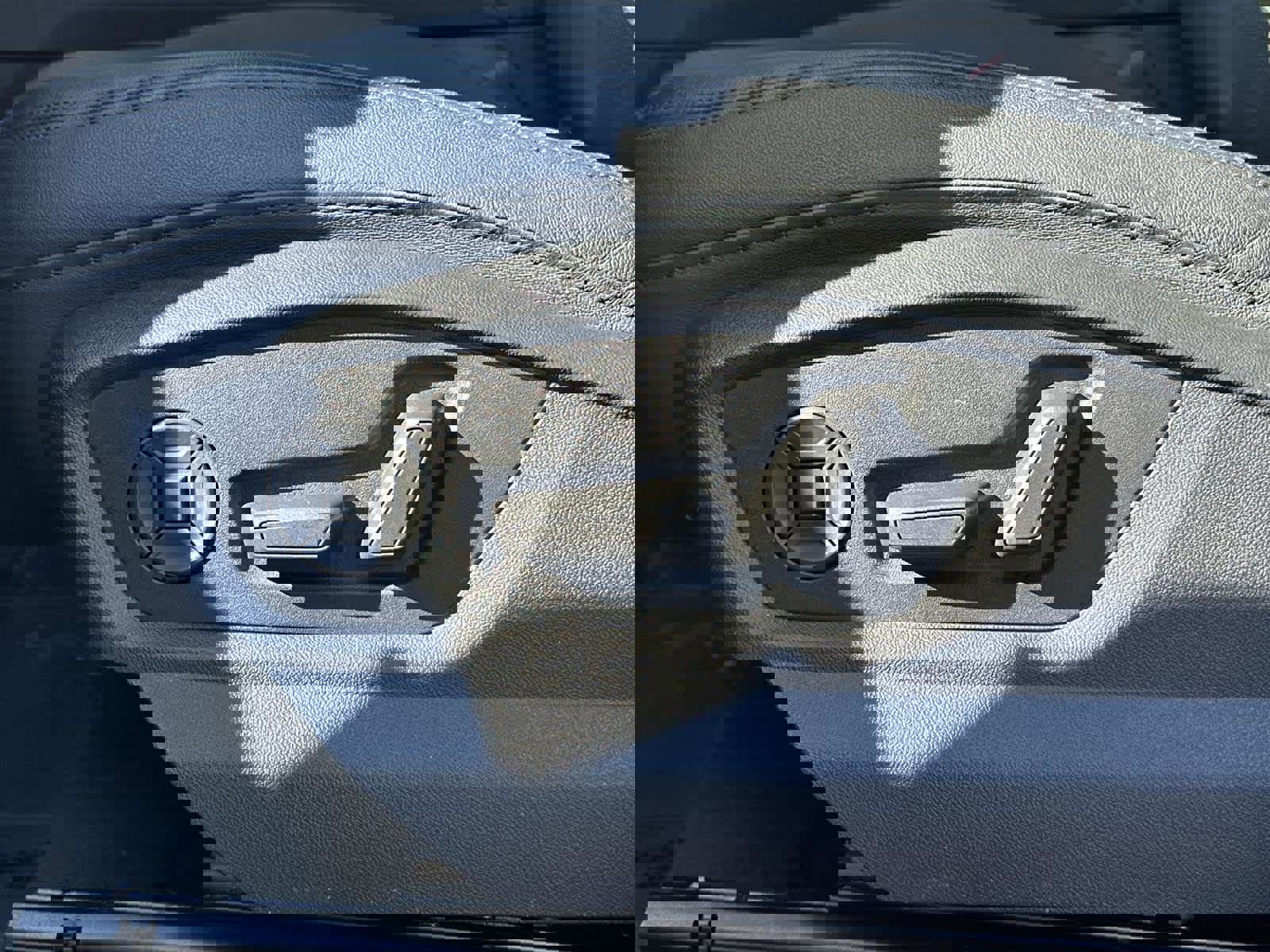 Used 2022 Audi Q7 Premium Plus image 23