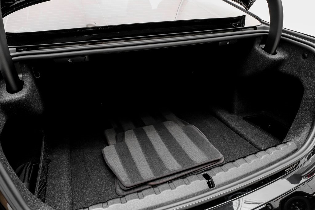 Used 2024 BMW M4 Coupe w/ Executive Package image 44